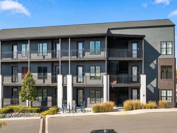 600 E Trinity Ln, Unit 302, Nashville, TN 37207