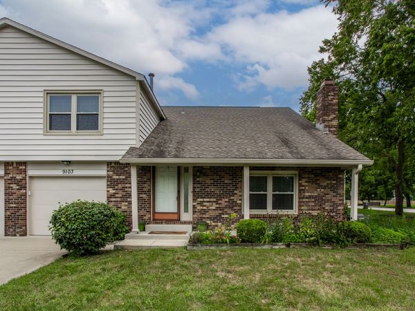 9103 Cinnebar Drive , Indianapolis, IN 46268
