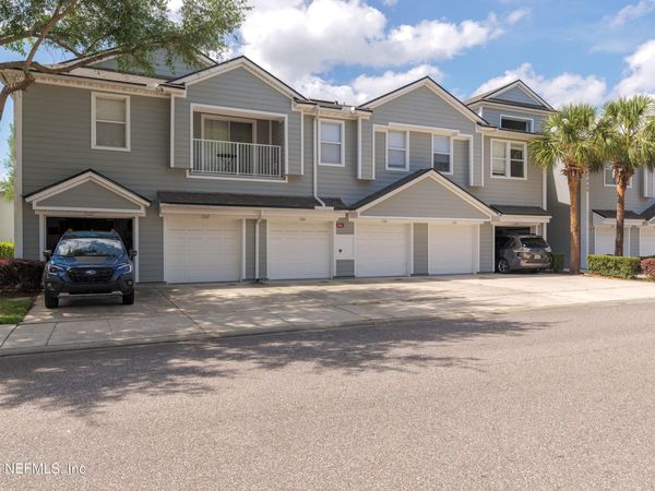 7060 DEER LODGE Circle, Unit 112, Jacksonville, FL 32256