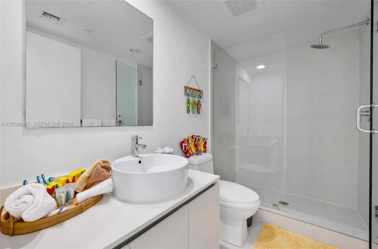2600 E Hallandale Beach Blvd , Unit T1102, Hallandale Beach, FL 33009 Photo