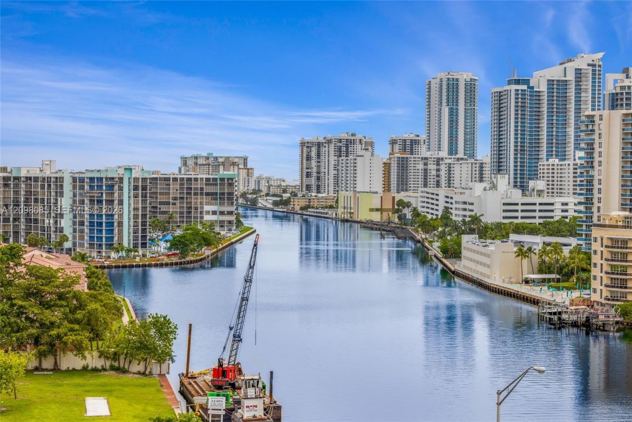 2600 E Hallandale Beach Blvd , Unit T1102, Hallandale Beach, FL 33009 Photo