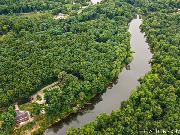 3125 Riverbend Trail, Fennville, MI 49408