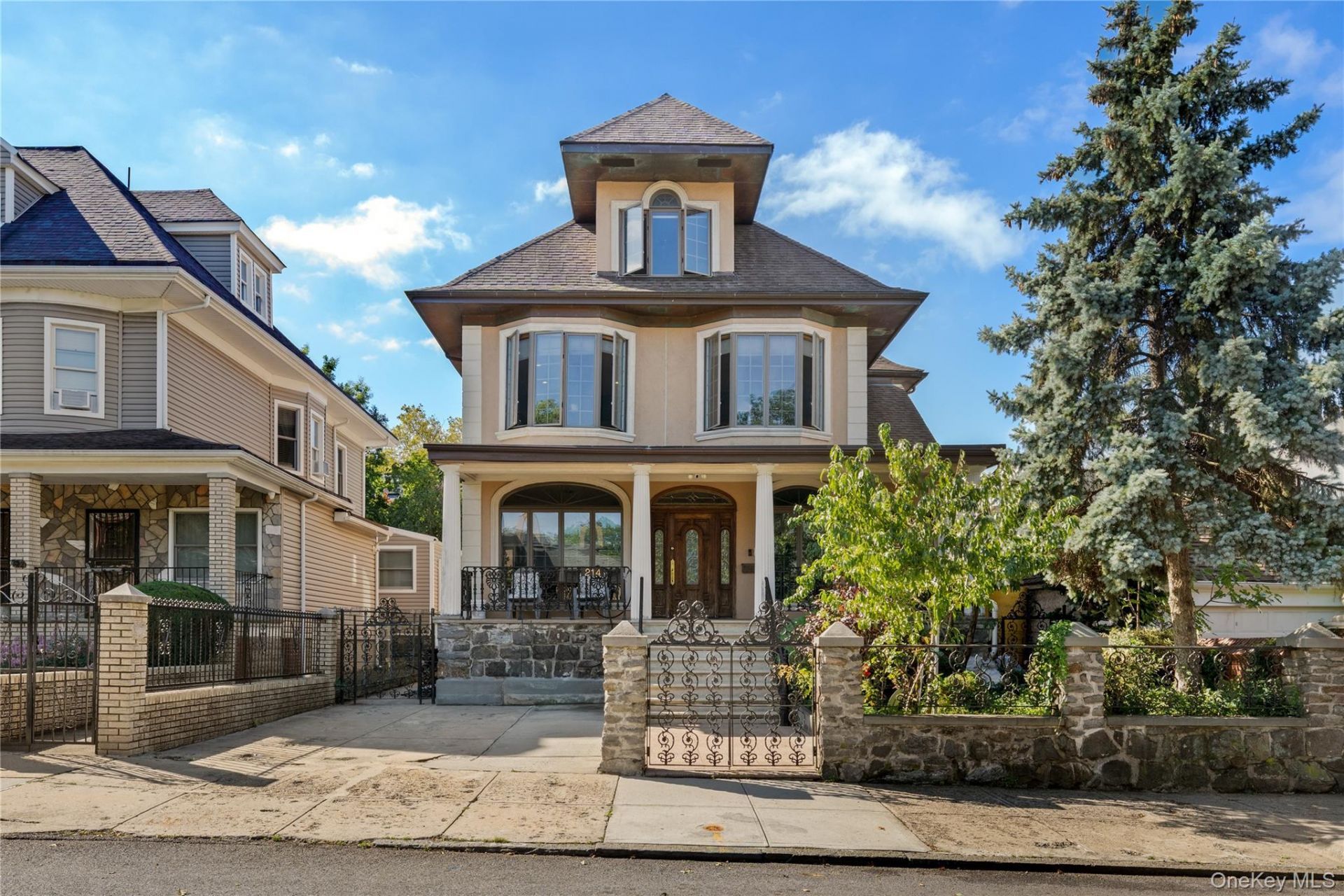 214 80th Street, Brooklyn, NY 11209 Main Photo