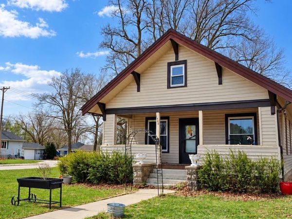 1003 N 14th Street, Beatrice, NE 68310