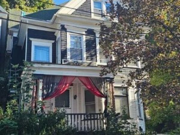 80 Spring Street , Carbondale, PA 18407