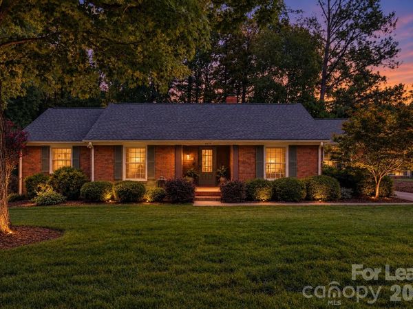 4323 Emory Lane , Charlotte, NC 28211