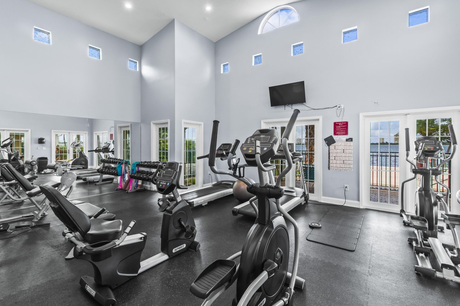 1045 Lake Shore Drive, Unit 105, Lake Park, FL 33403 Photo