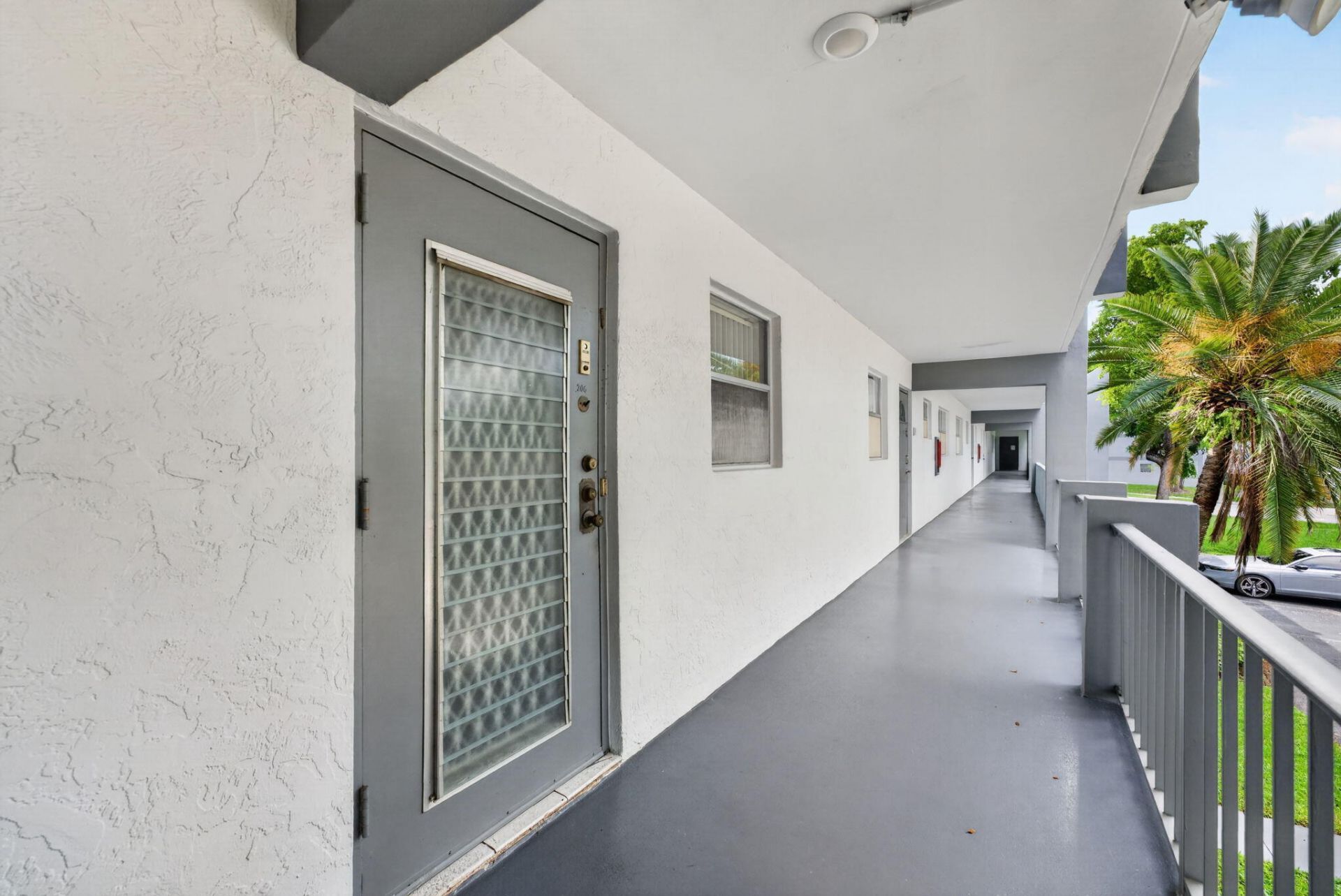 8321 Sands Point Boulevard, Unit D206, Tamarac, FL 33321 Photo