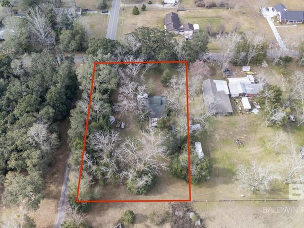 21006 Lawrence Road, Fairhope, AL 36532