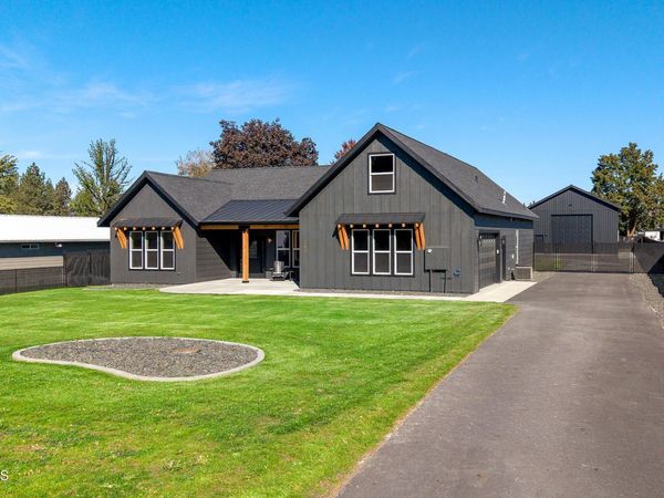343 E Dakota AVE , Hayden, ID 83835