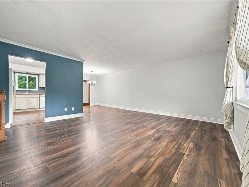 24263 Lebern Drive, North Olmsted, OH 44070 Photo 10