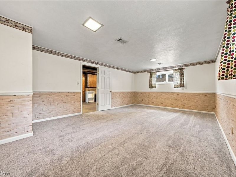 24263 Lebern Drive, North Olmsted, OH 44070 Photo 12