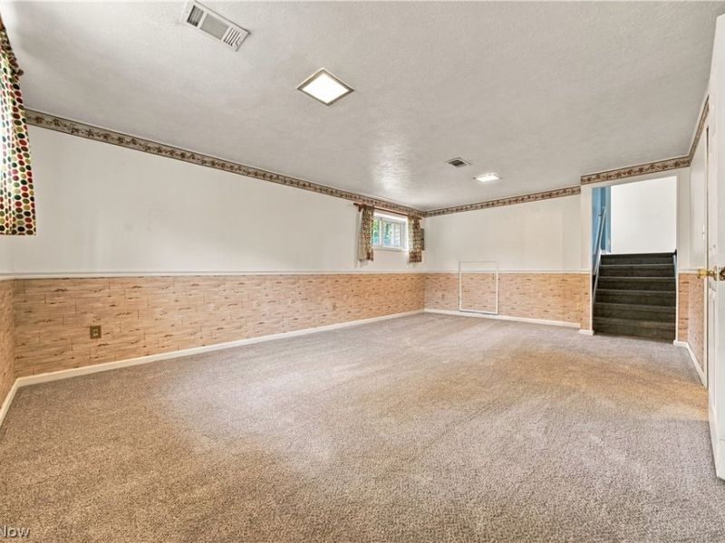 24263 Lebern Drive, North Olmsted, OH 44070 Photo 13