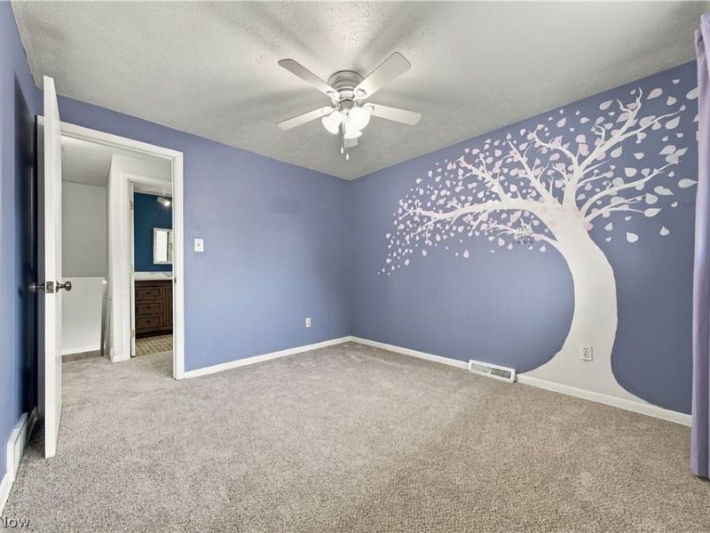 24263 Lebern Drive, North Olmsted, OH 44070 Photo 17