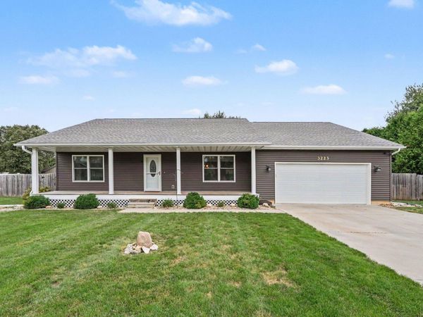 3223 Smithfield Lane , La Porte, IN 46350