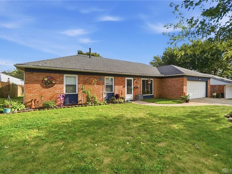 122 Mountair Drive, Vandalia, OH 45377 Photo 2