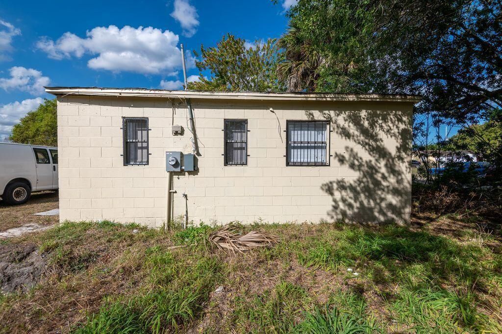 2516 Ave L, Unit b, Fort Pierce, FL 34947 Photo