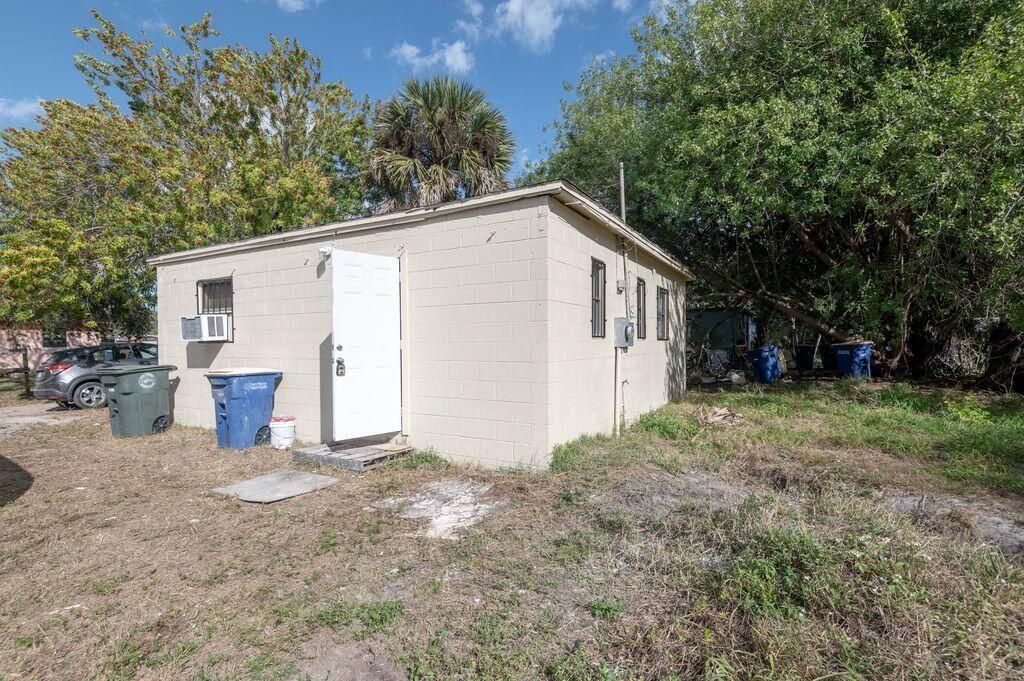 2516 Ave L, Unit b, Fort Pierce, FL 34947 Photo