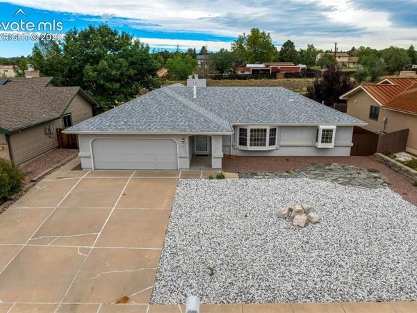 2170 Heatherdale Drive, Colorado Springs, CO 80915