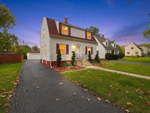 2246 S 12th Avenue S, Broadview, IL 60155
