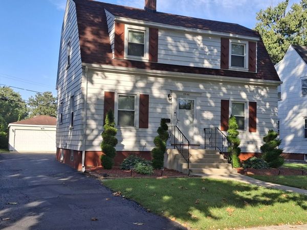 2246 S 12th Avenue S, Broadview, IL 60155