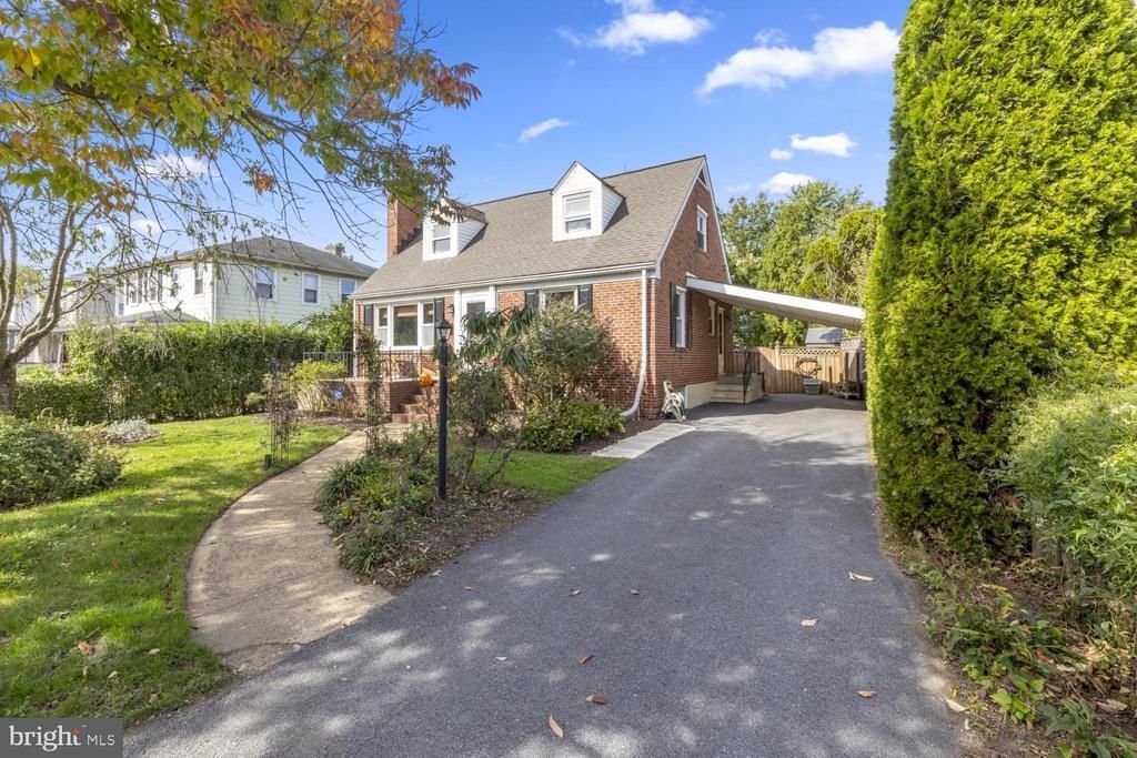 120 HAWTHORNE AVENUE, PIKESVILLE, MD 21208