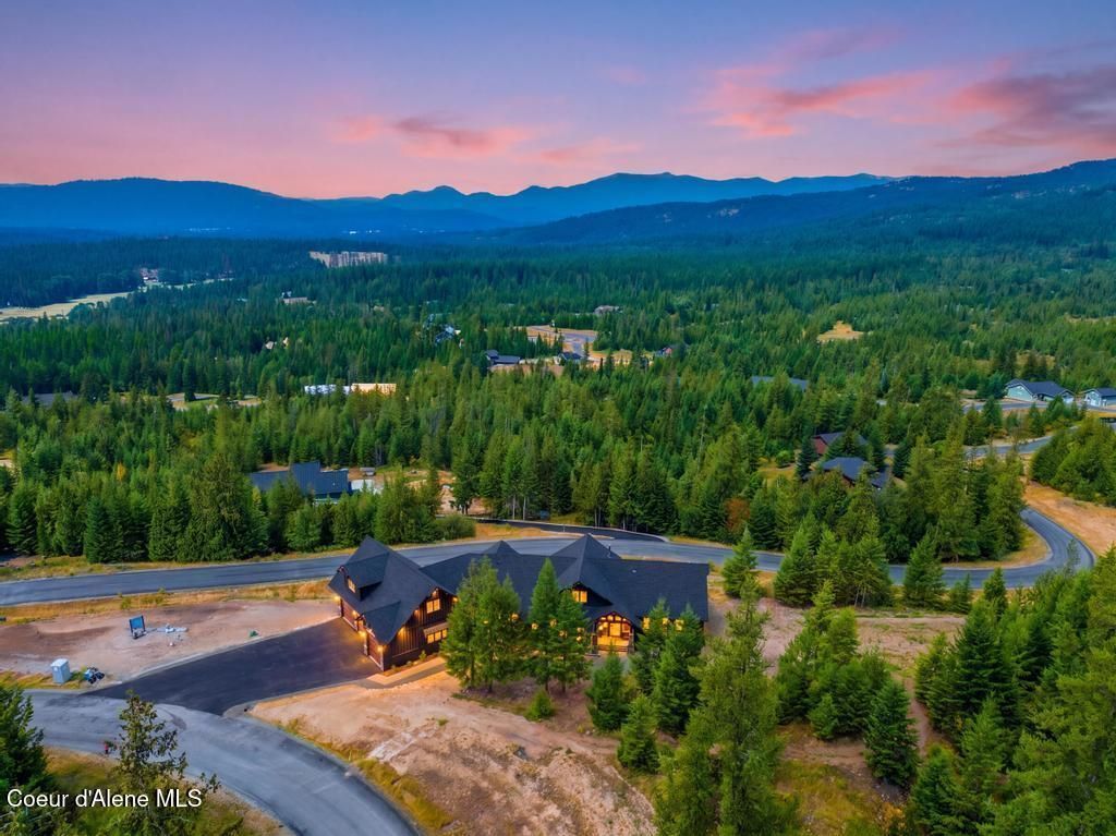 883 GROUSE MOUNTAIN RD  primary photo