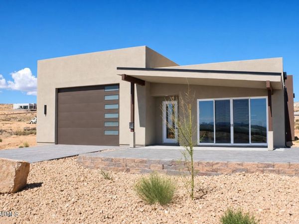 142 Schoppman Lane, Page, AZ 86040