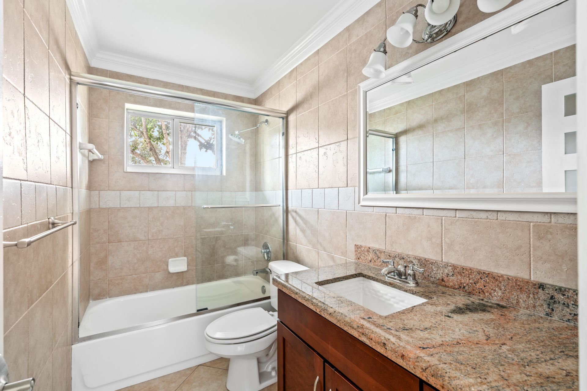 690 SE 5th Court, Pompano Beach, FL 33060 Photo