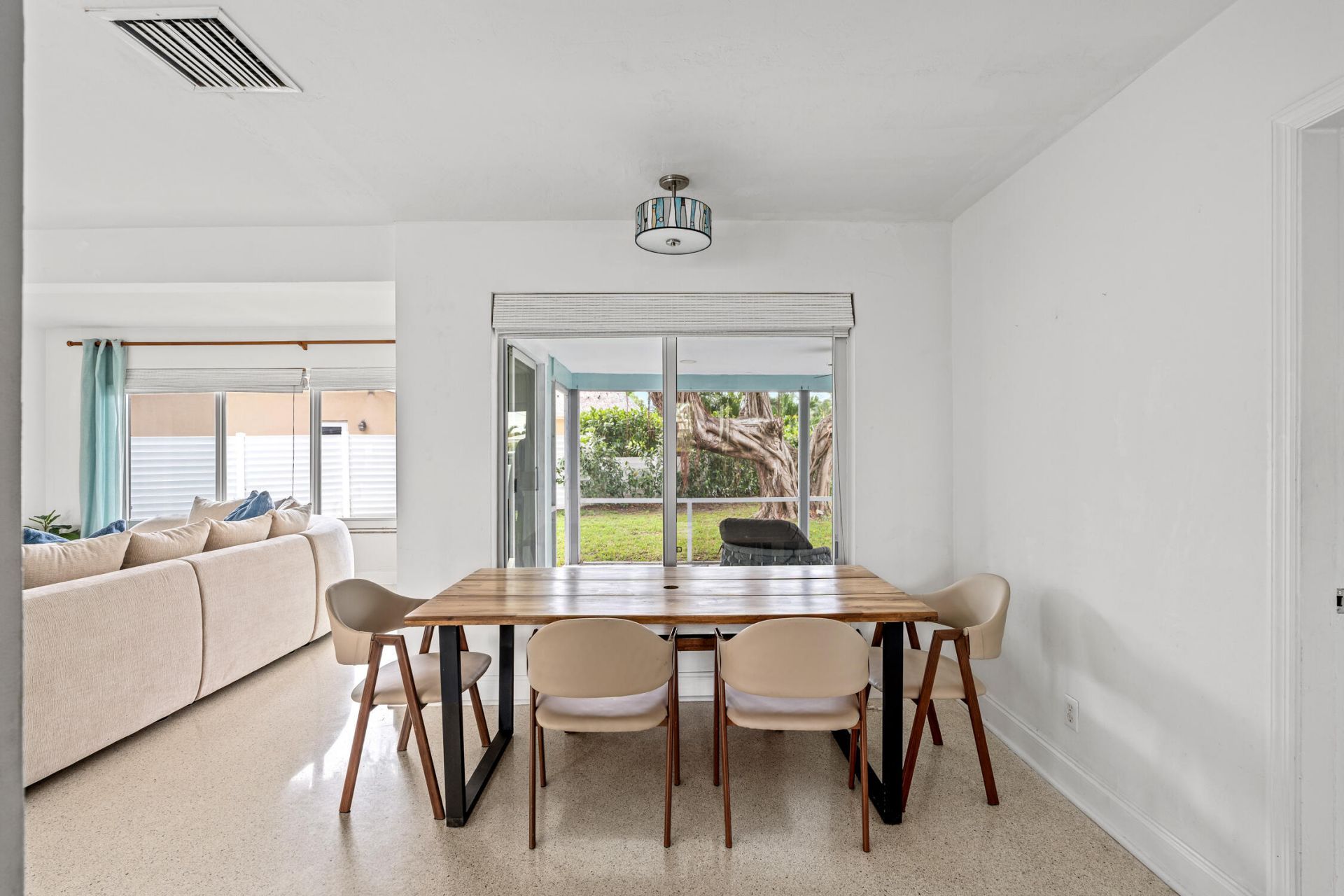 690 SE 5th Court, Pompano Beach, FL 33060 Photo