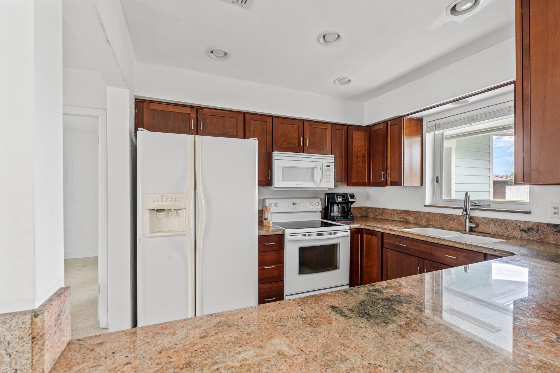 690 SE 5th Court, Pompano Beach, FL 33060 Photo