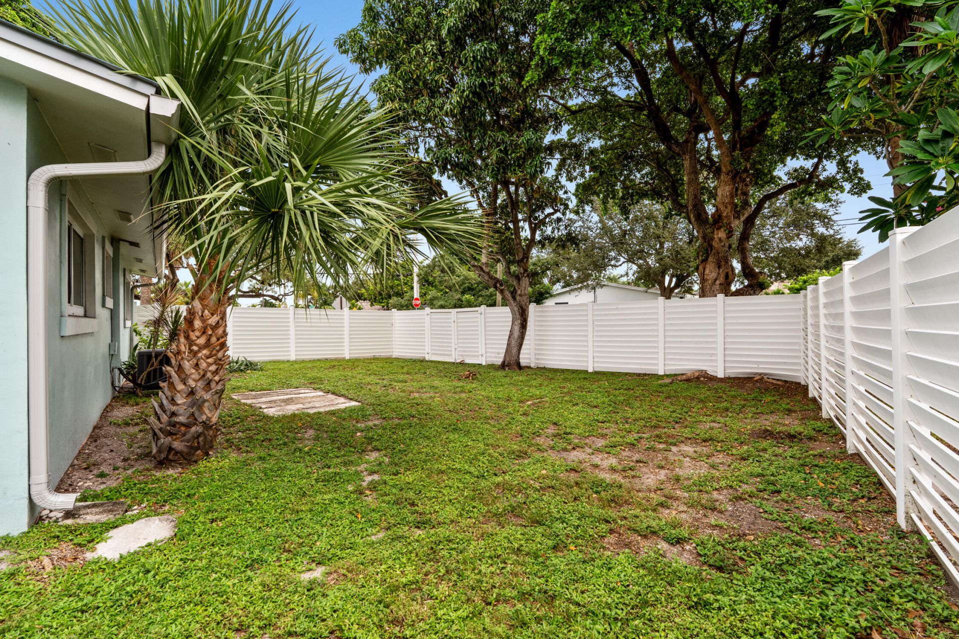690 SE 5th Court, Pompano Beach, FL 33060 Photo