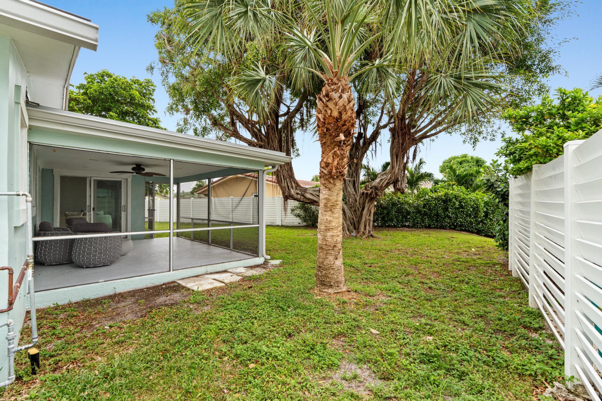 690 SE 5th Court, Pompano Beach, FL 33060 Photo