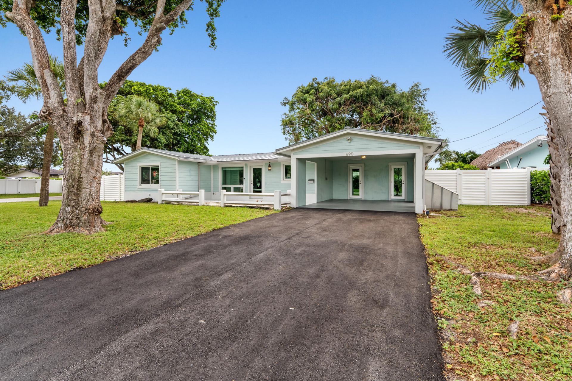 690 SE 5th Court, Pompano Beach, FL 33060 Photo