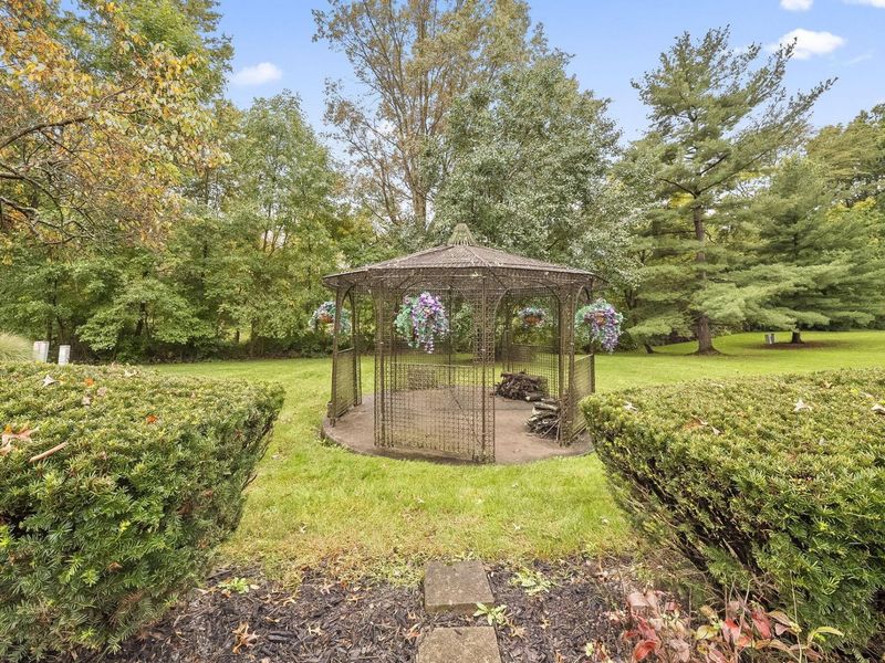 6233 Brooksong Circle, Blacklick, OH 43004 Photo 23