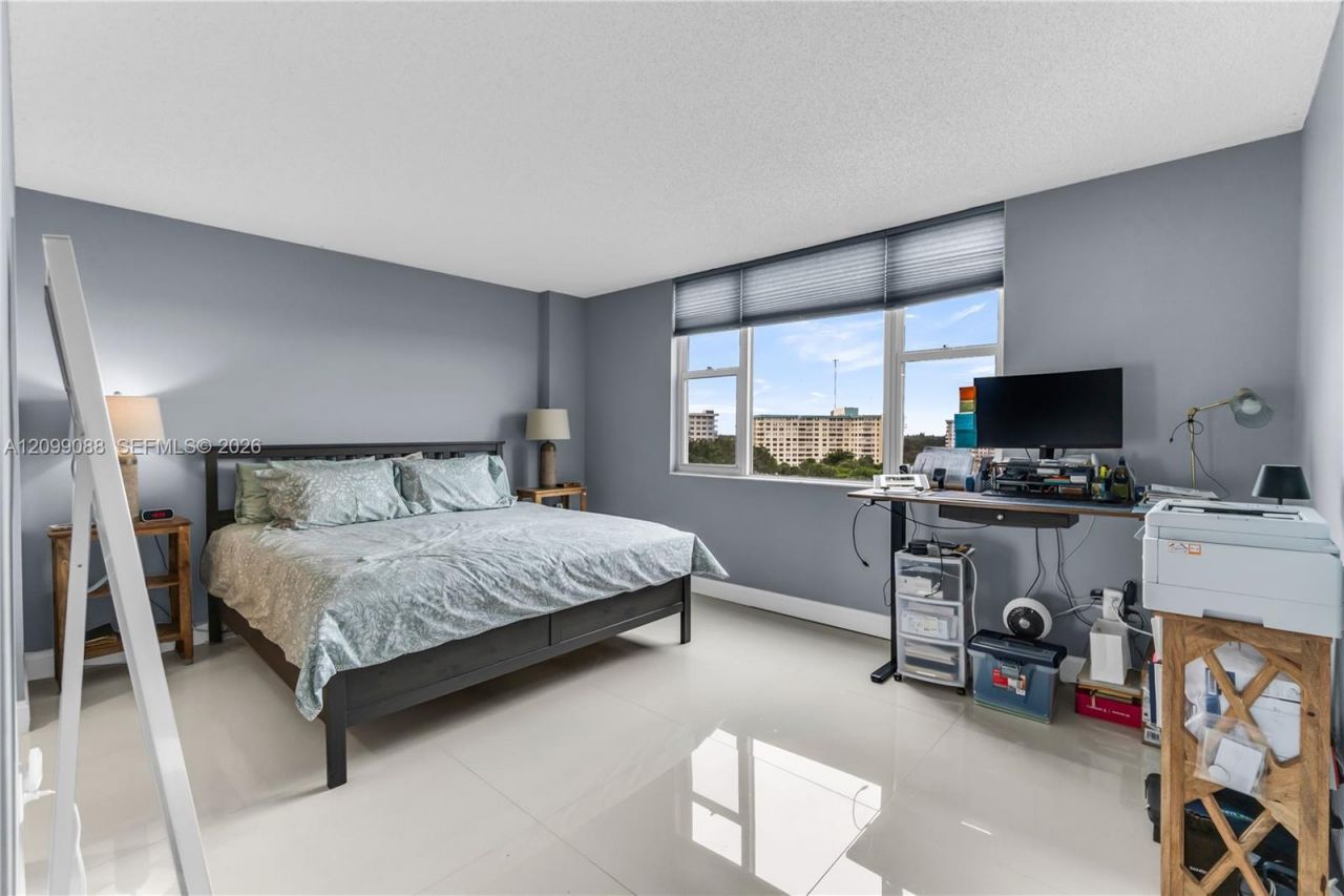 3850 Washington St , Unit 704, Hollywood, FL 33021 Photo