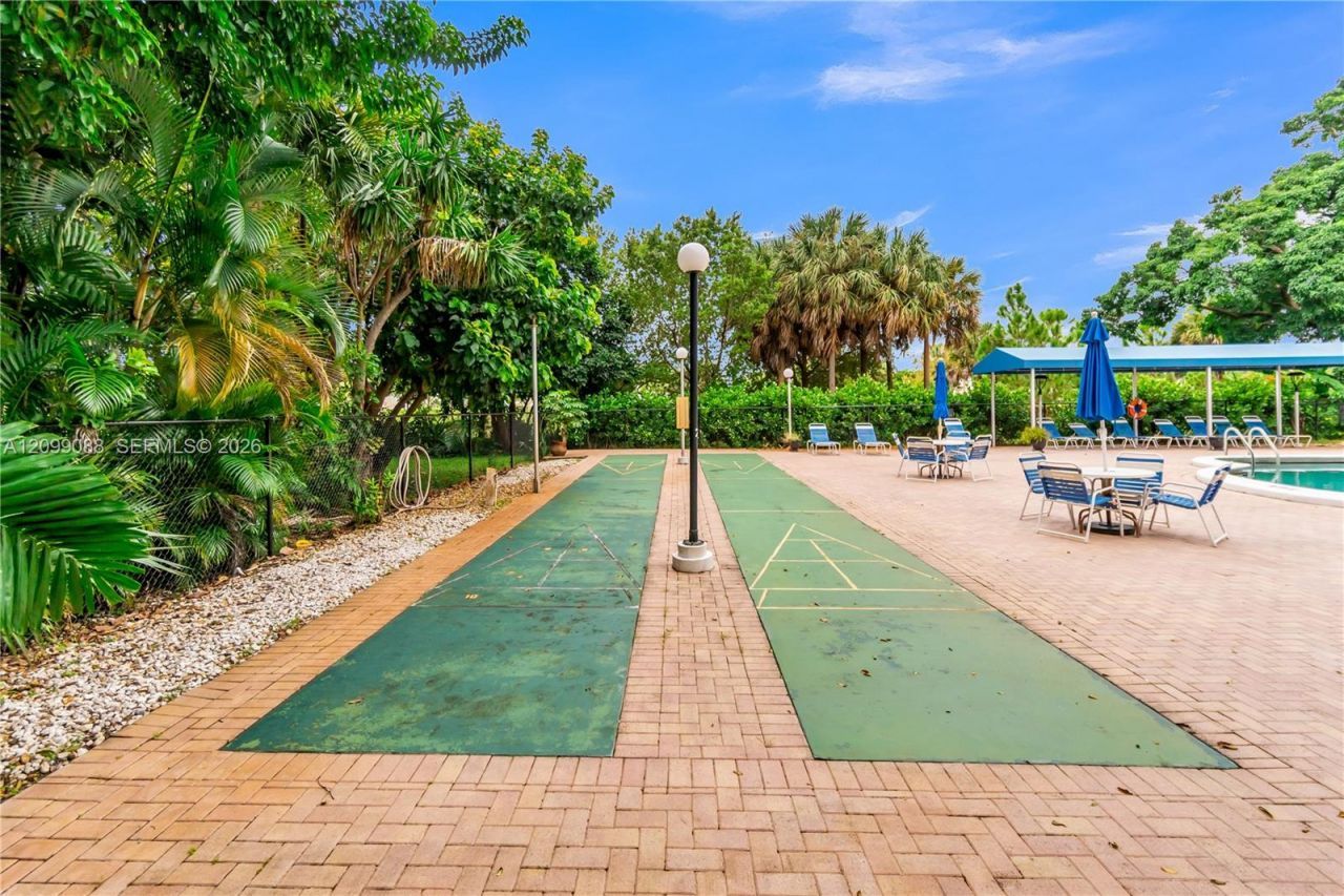 3850 Washington St , Unit 704, Hollywood, FL 33021 Photo