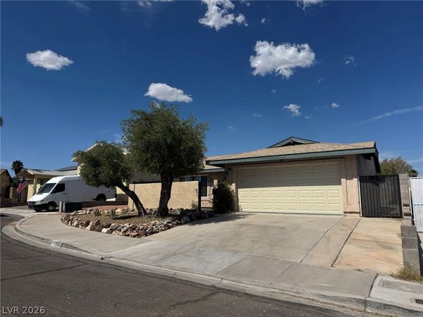 7066 Pinebrook Court, Las Vegas, NV 89147