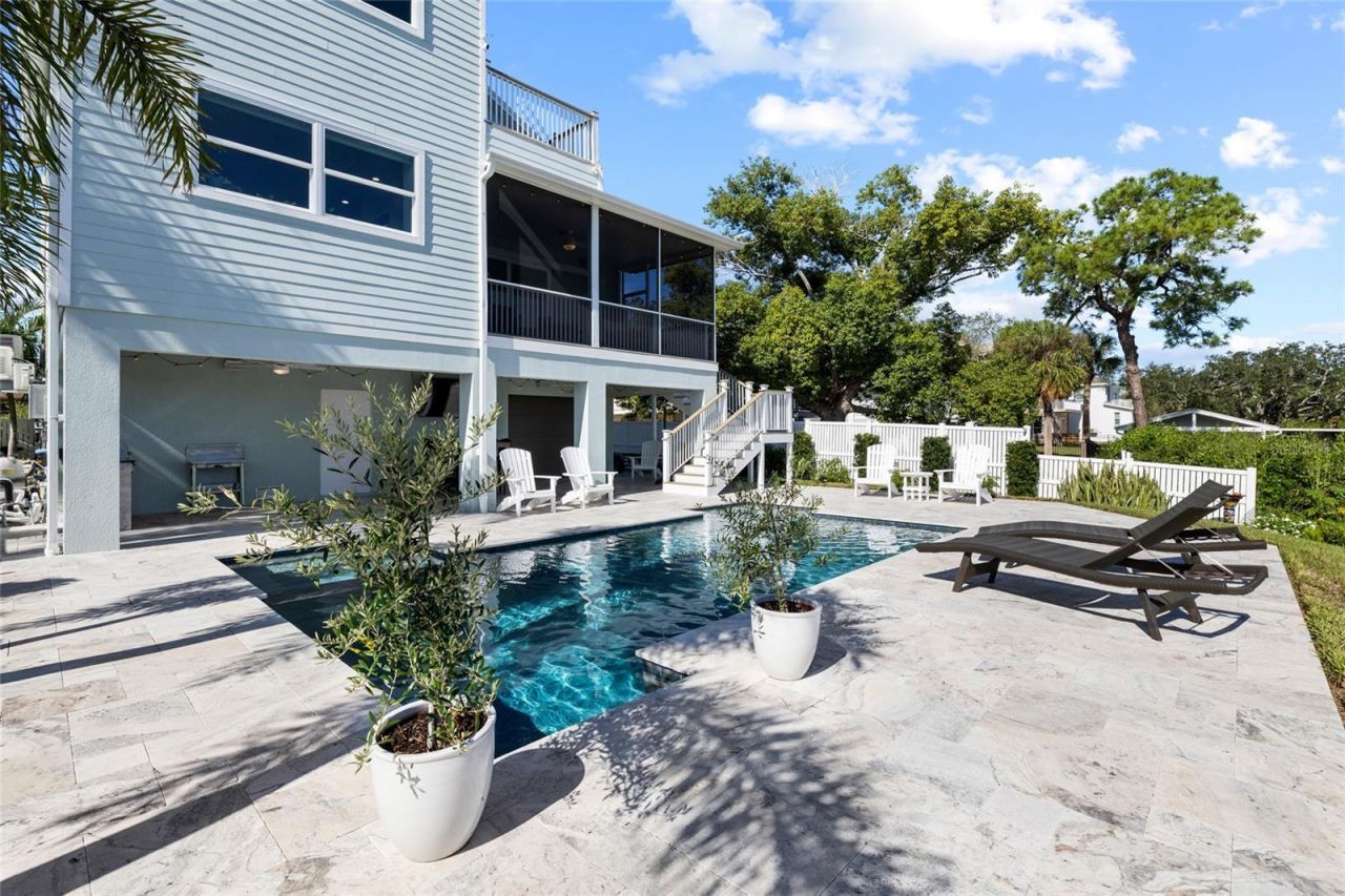 1512 Riverside Drive, Tarpon Springs, FL 34689 Photo