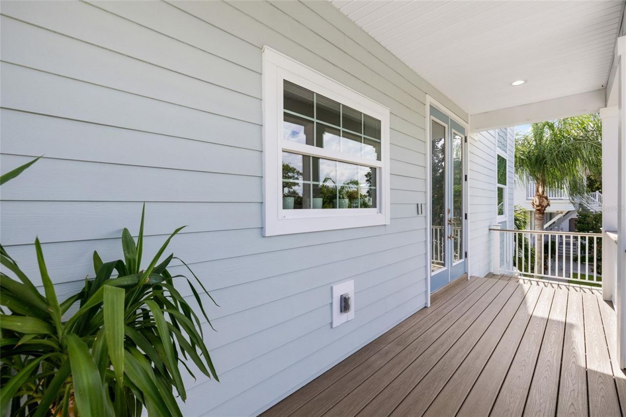 1512 Riverside Drive, Tarpon Springs, FL 34689 Photo