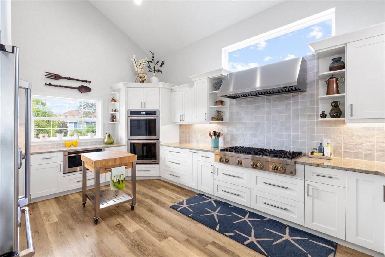 1512 Riverside Drive, Tarpon Springs, FL 34689 Photo