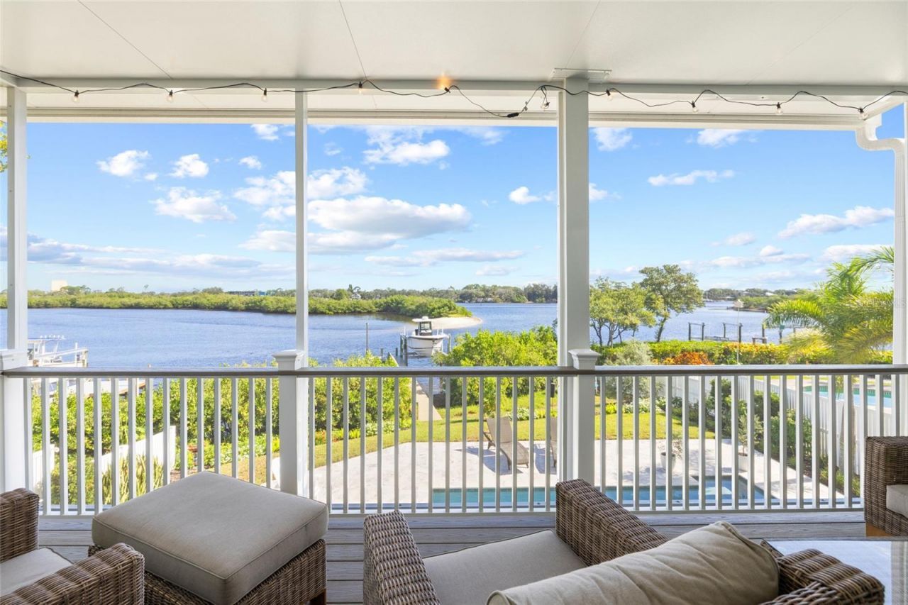 1512 Riverside Drive, Tarpon Springs, FL 34689 Photo
