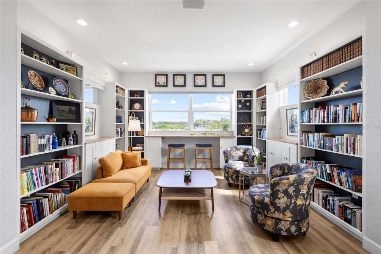 1512 Riverside Drive, Tarpon Springs, FL 34689 Photo