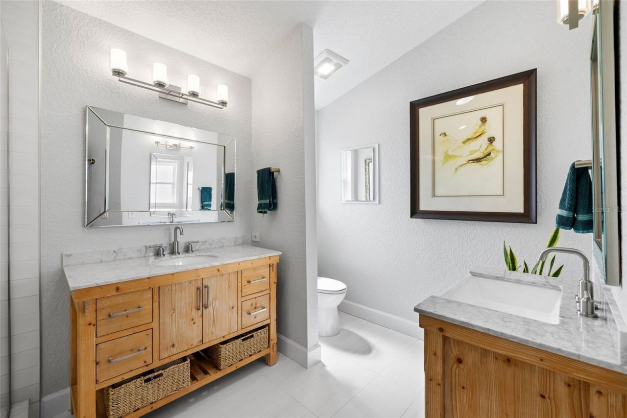 1512 Riverside Drive, Tarpon Springs, FL 34689 Photo