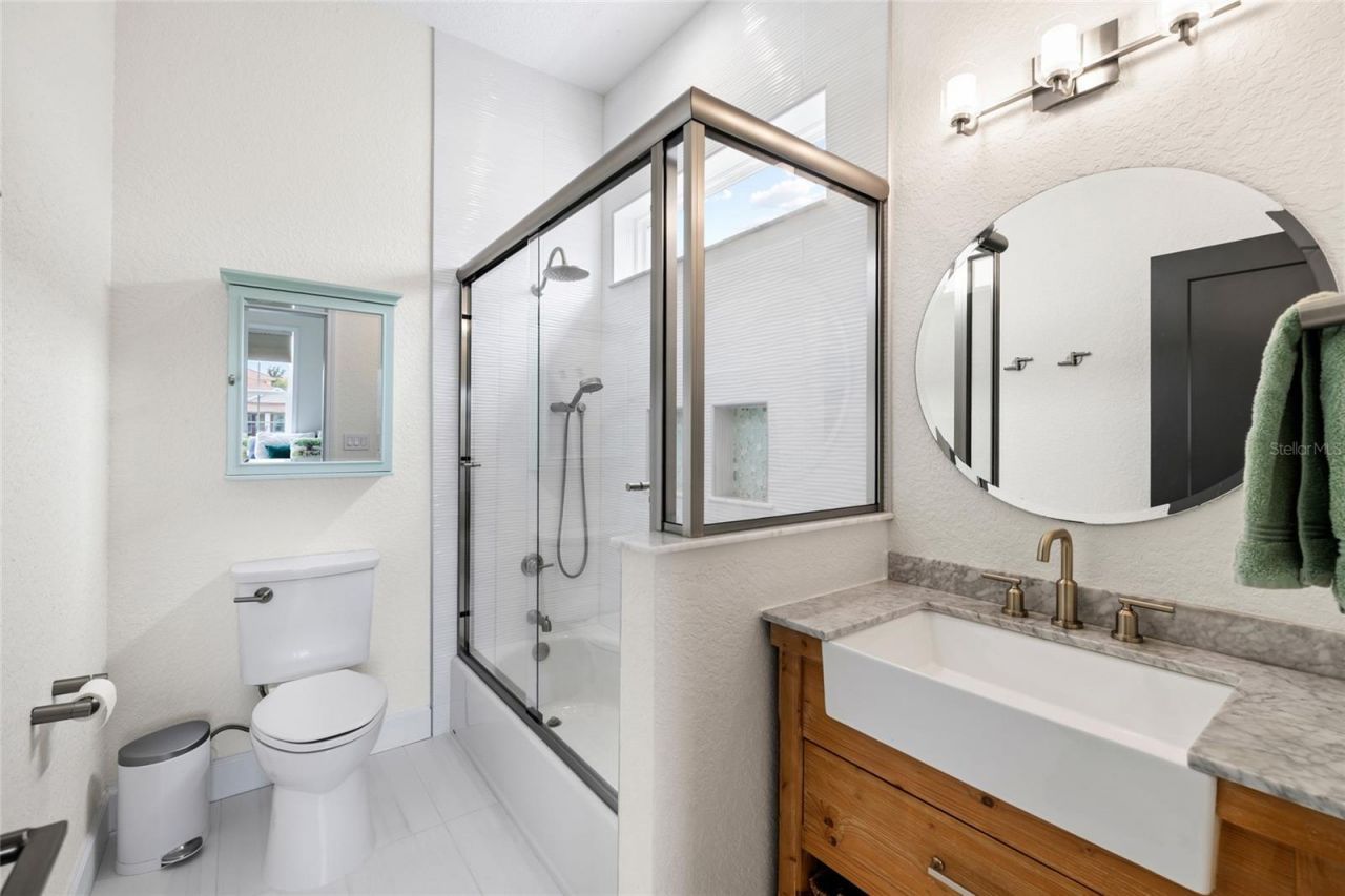 1512 Riverside Drive, Tarpon Springs, FL 34689 Photo