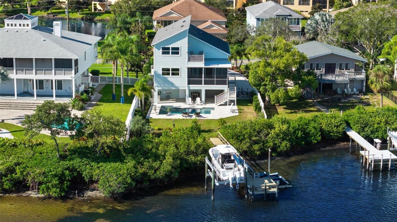 1512 Riverside Drive, Tarpon Springs, FL 34689 Photo