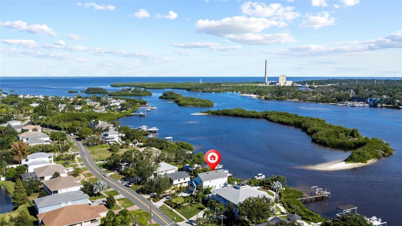 1512 Riverside Drive, Tarpon Springs, FL 34689 Photo