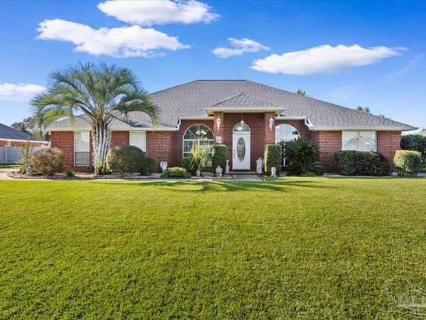 4263 Chittingham Dr, Pace, FL 32571