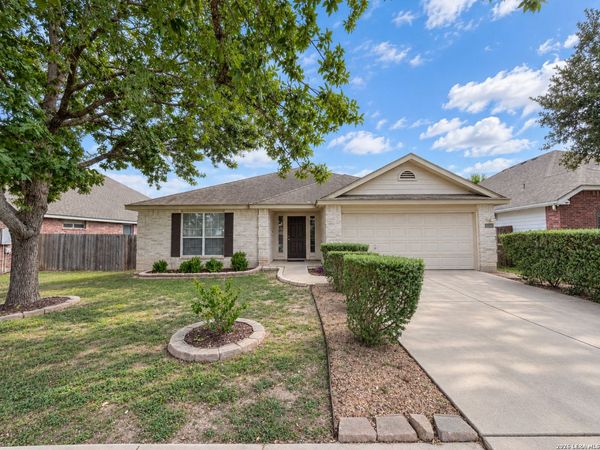 2414 DOVE CROSSING DR, New Braunfels, TX 78130