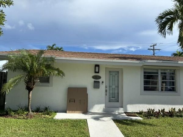 1715 NE 60TH Street, Fort Lauderdale, FL 33334